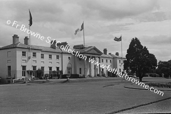 ARAS AN UACHTARAIN HOUSE FROM S W